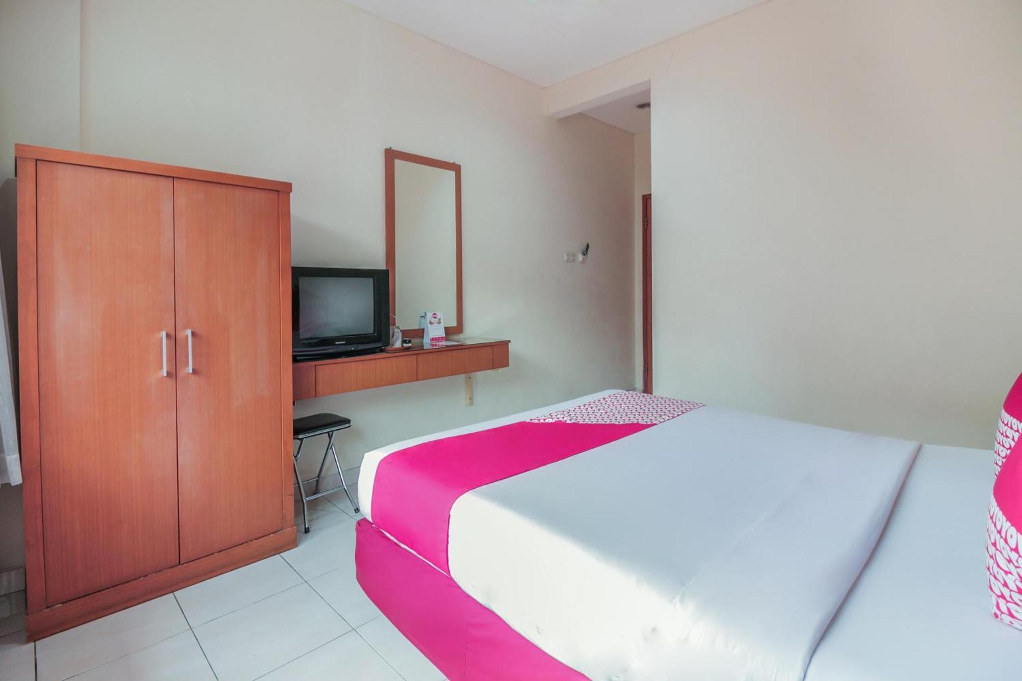 Capital O Galaxy Inn Bandung Dış mekan fotoğraf