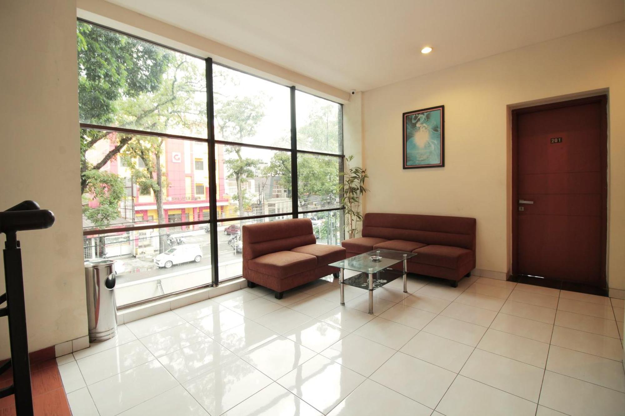 Capital O Galaxy Inn Bandung Dış mekan fotoğraf
