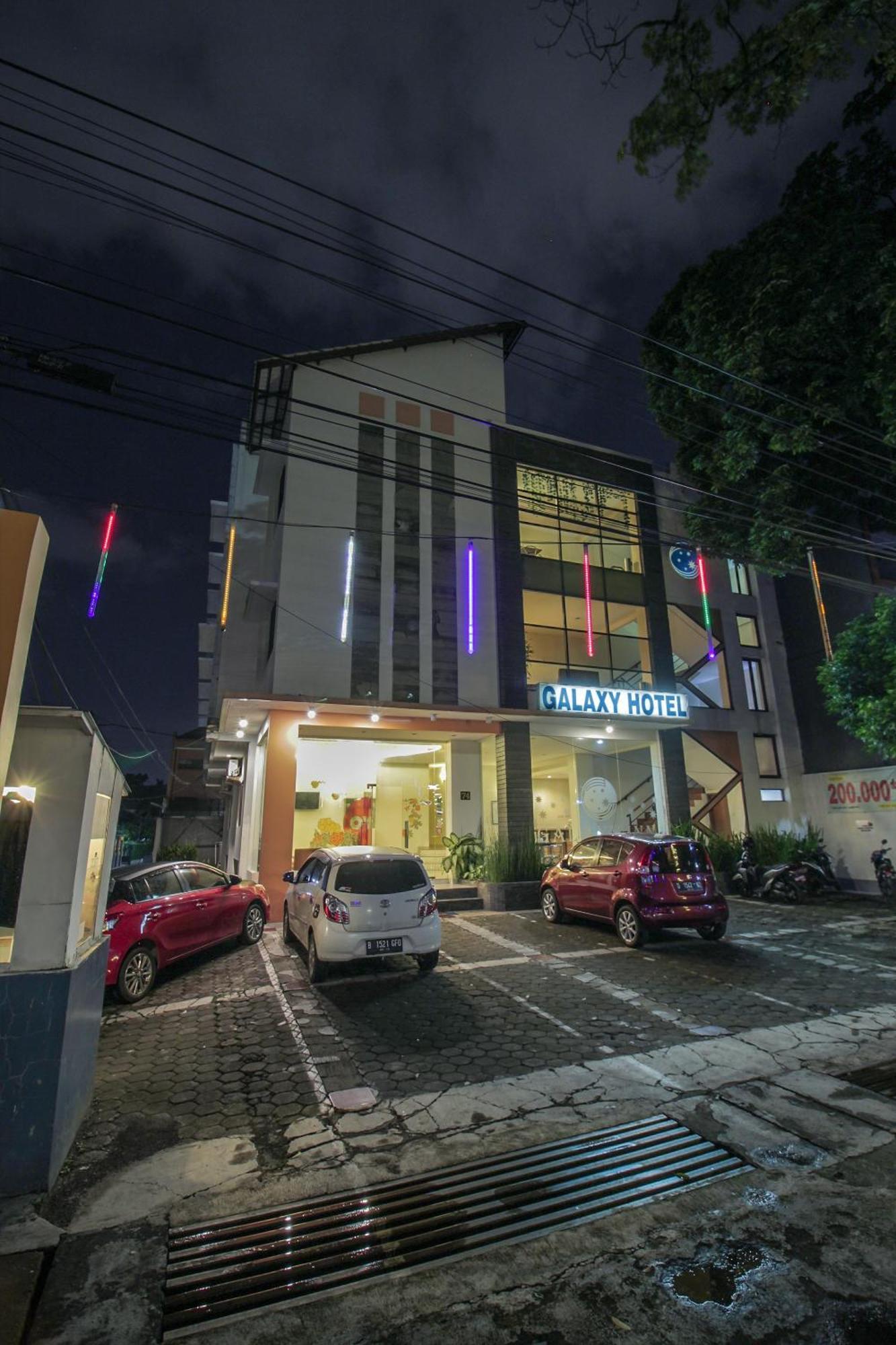 Capital O Galaxy Inn Bandung Dış mekan fotoğraf