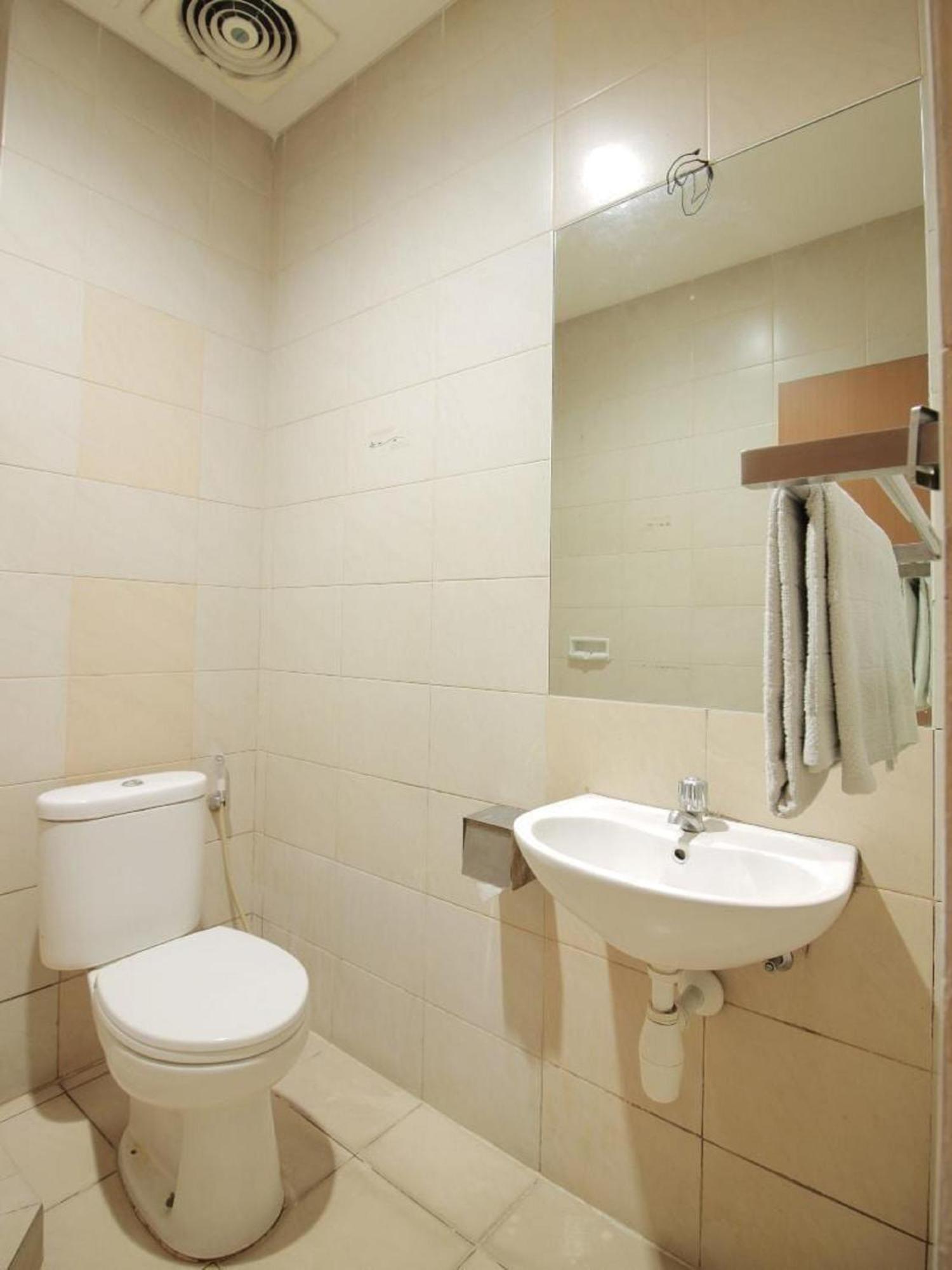 Capital O Galaxy Inn Bandung Dış mekan fotoğraf